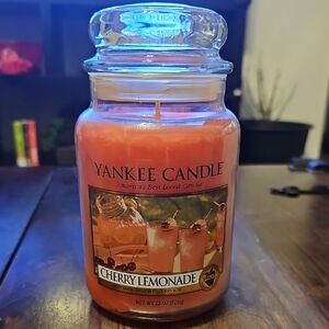 Yankee Candle Cherry Lemonade Jar Candle